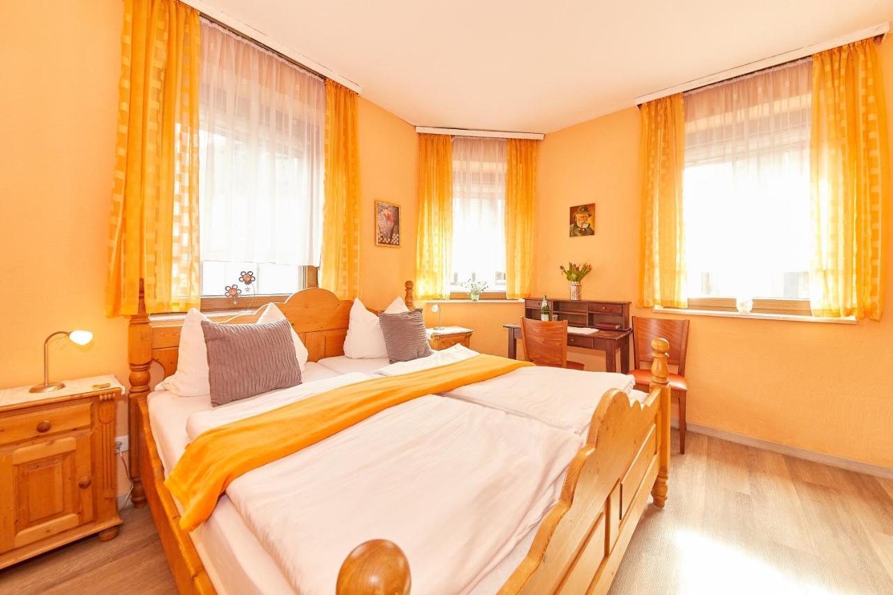 Hotel Zum Dicken Baum ماين المظهر الخارجي الصورة